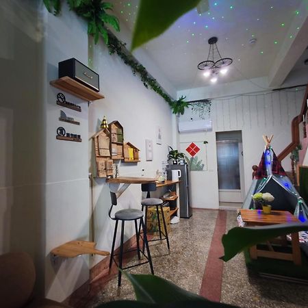 棚棚屋室內帳篷民宿inn Каосюн Екстериор снимка