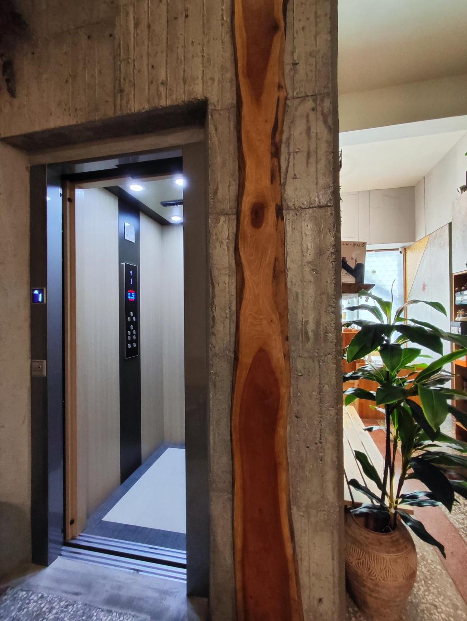 棚棚屋室內帳篷民宿inn Каосюн Екстериор снимка