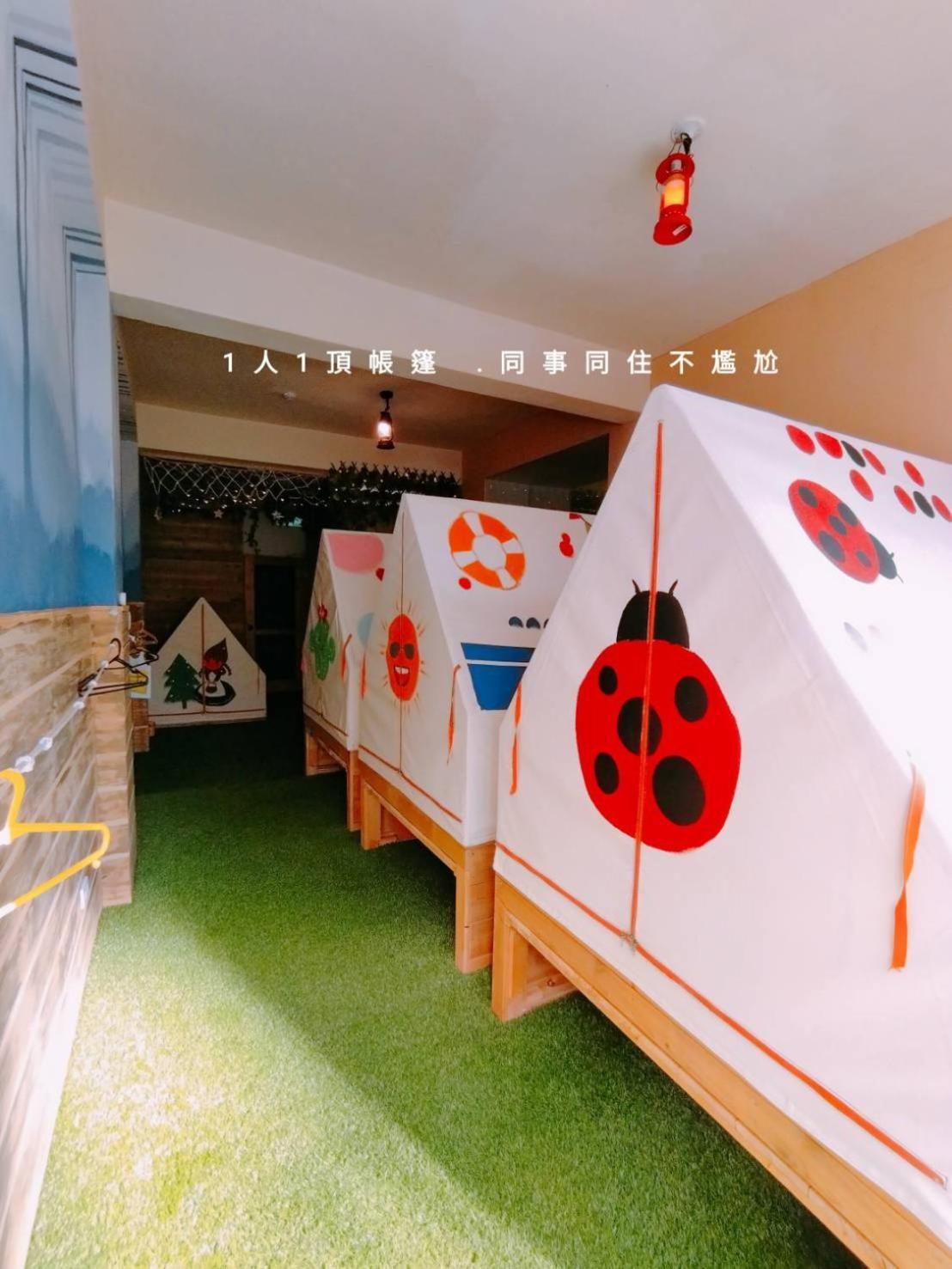 棚棚屋室內帳篷民宿inn Каосюн Екстериор снимка
